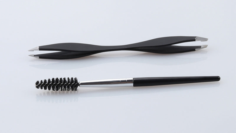 Dual-Edge Eyebrow Tweezer and Brush Set