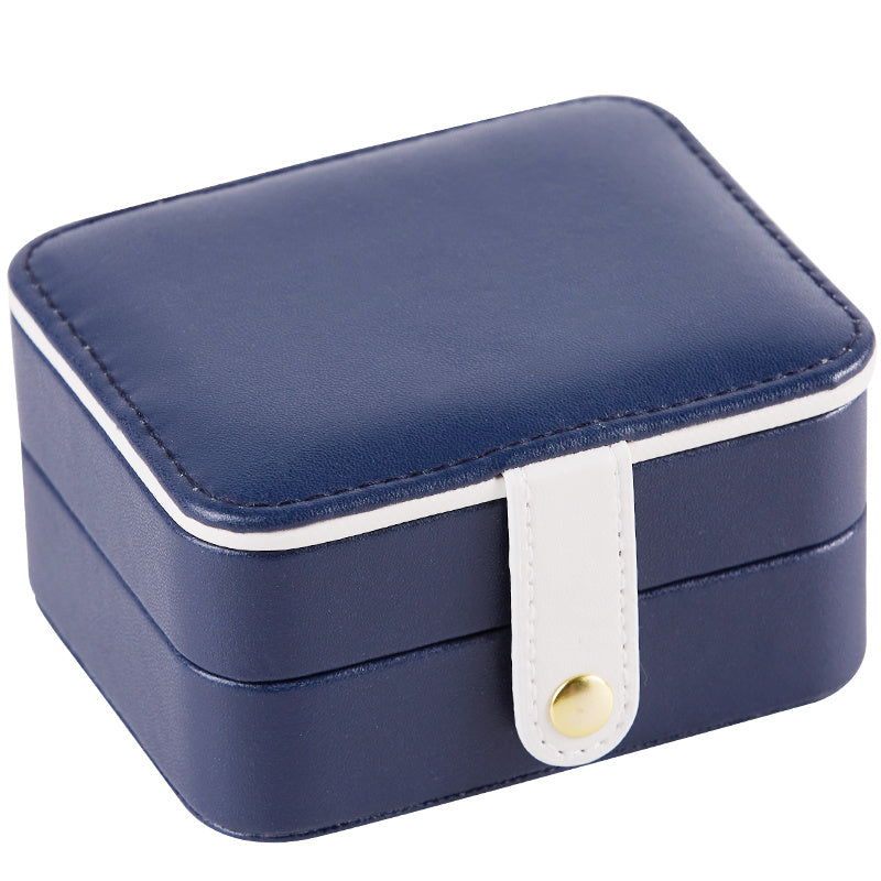 Portable jewelry box