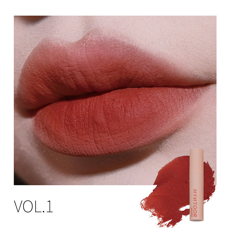 Macaron Pink Matte Matte Velvet Lip And Cheek Dual-Use Lip Glaze
