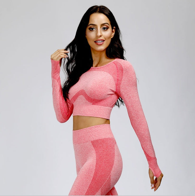 Seamless yoga long sleeve top