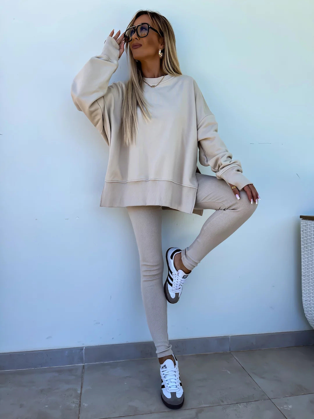 2pcs Casual Loose Long Sleeve Crew Neck Split Top and Leggings Set