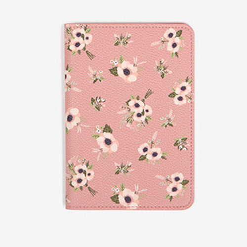 Graphic Print Passport Holder