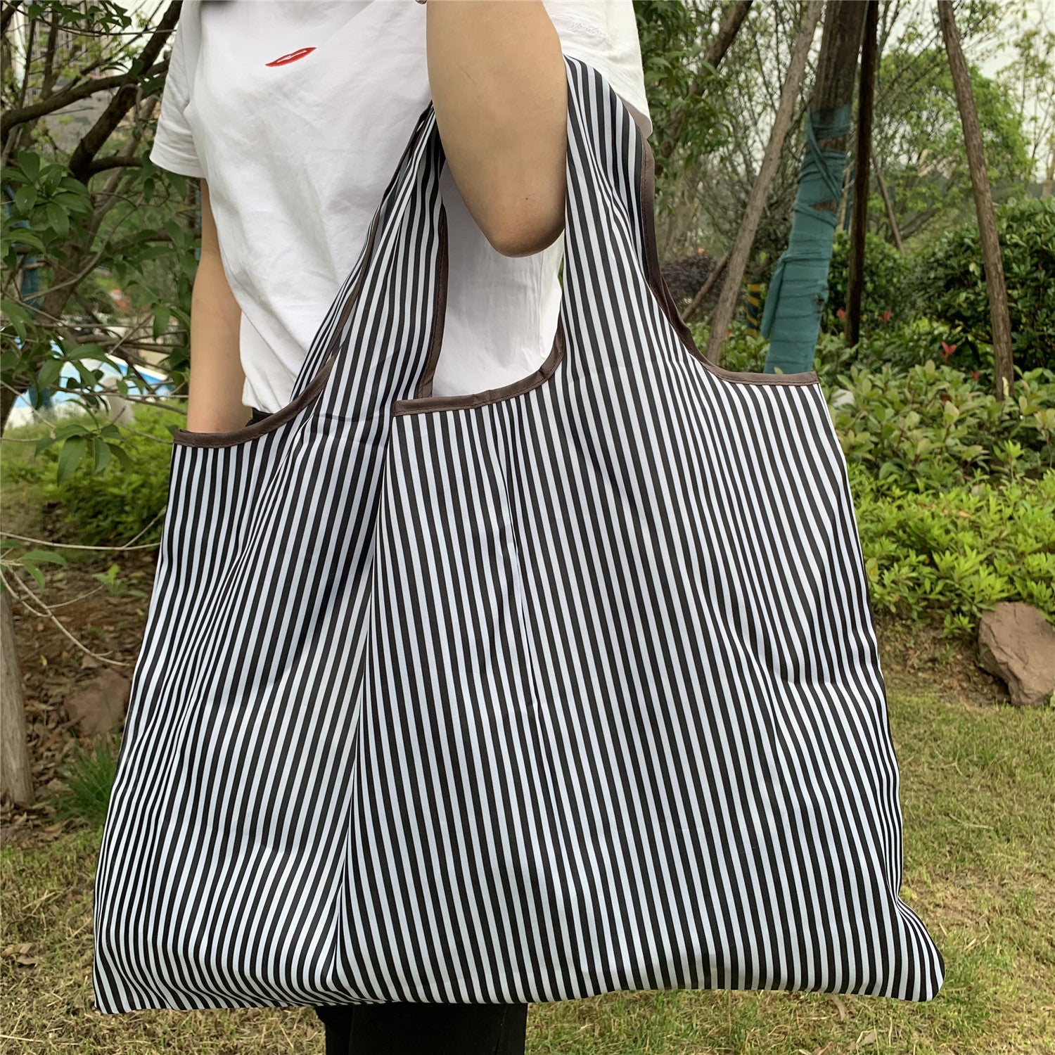 Folding Environment Friendly Shopping Bag