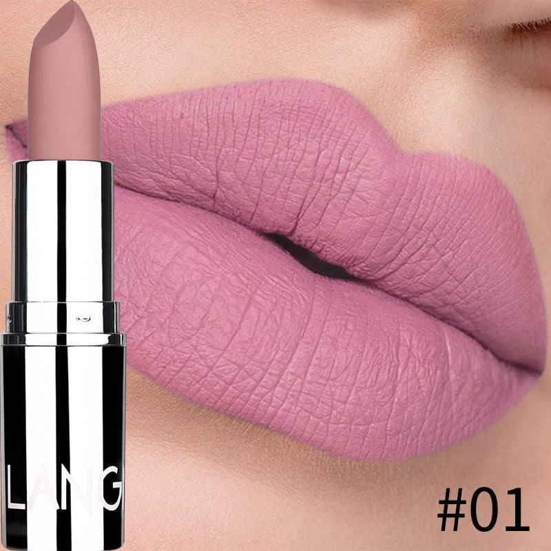 Moisturizing matte lipstick