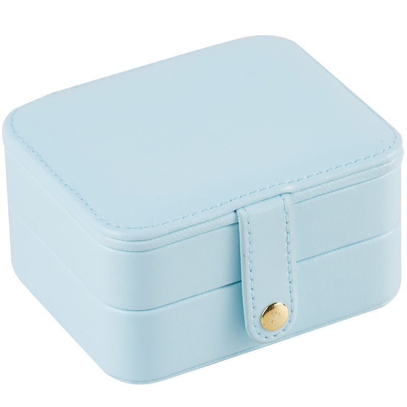 Portable jewelry box