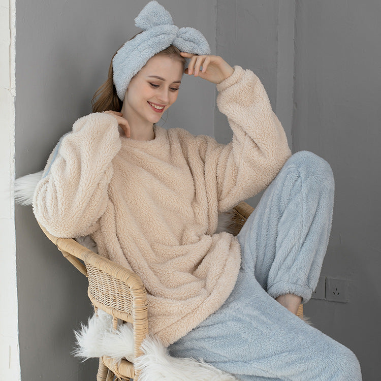 Women's Flannel Pajamas With Plush Long Sleeves