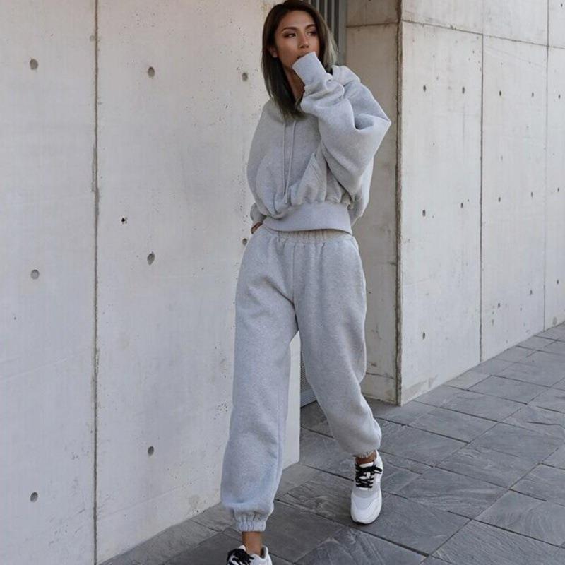 Women's Casual Hoodie and Sweatpants Set