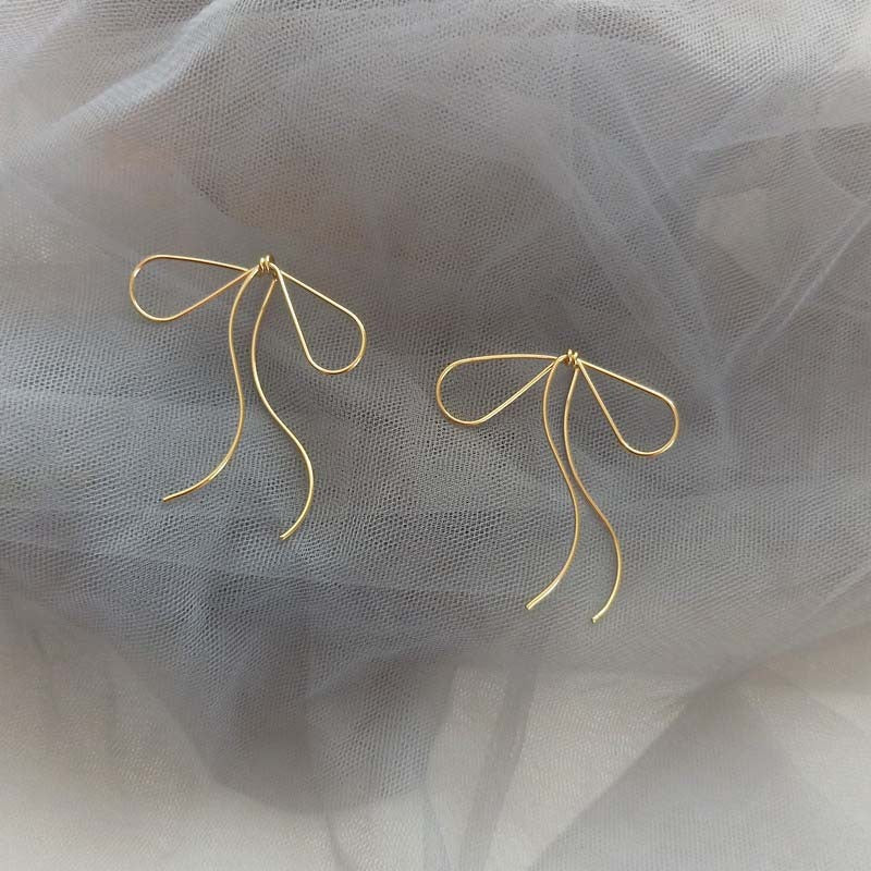 Elegant Design Line Earrings