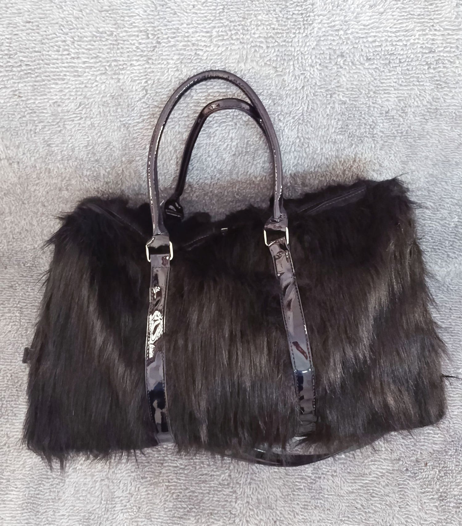 Laser Symphony  Faux Fur Plush Oversized Travel Bag Luggage Bag Large Capacity Tote