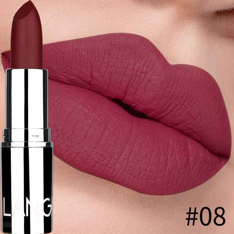 Moisturizing matte lipstick