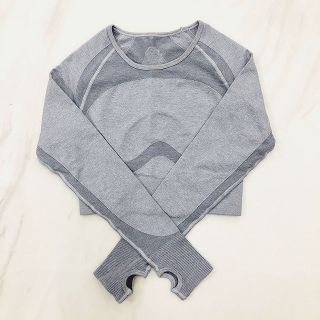 Seamless yoga long sleeve top