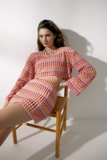 Lace Midriff Outfit Bell Sleeve Top Hip Skirt Suit HY120