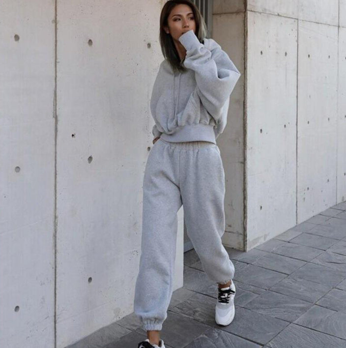 Women's Casual Hoodie and Sweatpants Set
